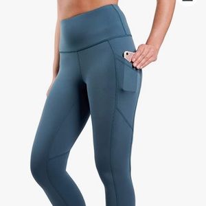 Yogalicious High Waist Squat Proof Yoga Capri Leggings Side Pockets Women small